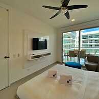 w Incredible 2BR w Unique View n AC