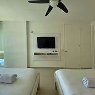 w Incredible 2BR w Unique View n AC