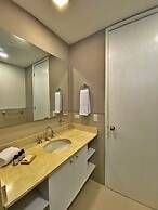 w Incredible 2BR w Unique View n AC