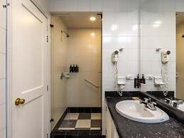 w Unique 2BR Duplex in Parque 93