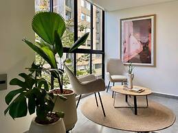 w Elegant 2BR in Laureles