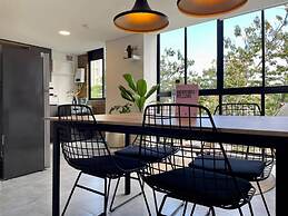 w Elegant 2BR in Laureles