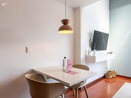 w Unique 1BR Duplex in Parque 93