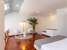 w Unique 1BR Duplex in Parque 93