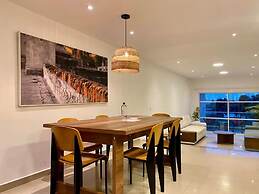 w Spectacular 2BR w Balcony n AC in Cartagena