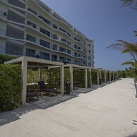 w Fantastic 2BR w AC in Sunny Cartagena