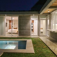 w Modern 4BR Villa With Private Pool in Paracas