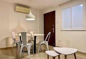 w Breathtaking 2BR Apartment w/ AC in Cartagena