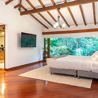 Amazing 4BR With Incredible Terrace in Medellin