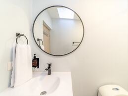 w Charming Loft in El Poblado