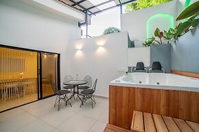 w Charming Loft in El Poblado