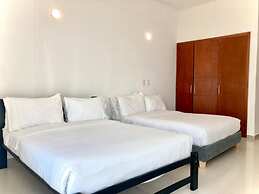 Cozy 2BR w/ Ocean View n AC in Cartagena