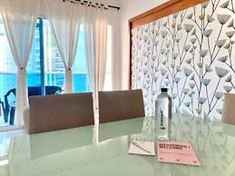 Cozy 2BR w/ Ocean View n AC in Cartagena