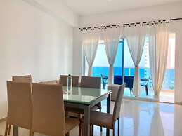 Cozy 2BR w/ Ocean View n AC in Cartagena