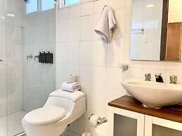 w Spectacular 2BR Apartment w/ AC in Cartagena