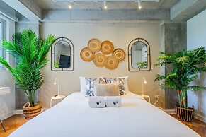 Spacious 2BR in Plaza Herrera