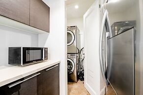w Stunning 2BR With Terrace in YOO