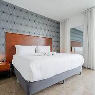 w Stunning 2BR With Terrace in YOO