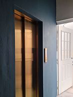 w Upscale 1BR in Casco Viejo