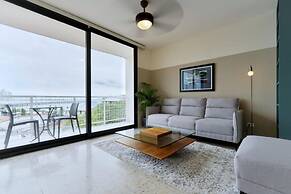 w Refined 1BR in Casco Antiguo