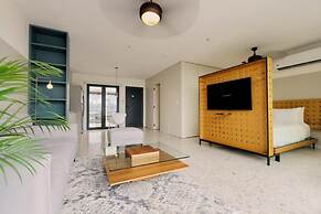 w Refined 1BR in Casco Antiguo