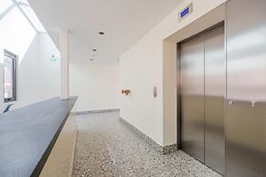 w Refined 1BR in Casco Antiguo