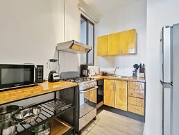 Lush 2BR in Casco Viejo