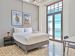 Lush 2BR in Casco Viejo