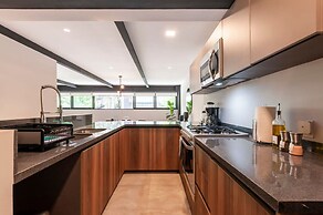 w Spectacular 3BR in Polanco