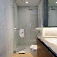 Luxurious 1BR With Panoramic View