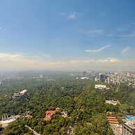 Luxurious 1BR With Panoramic View