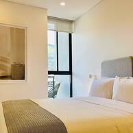 w Amazing 1BR With Balcony in Chico