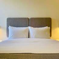 w Amazing 1BR With Balcony in Chico