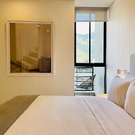 w Amazing 1BR With Balcony in Chico