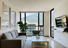 w Amazing 1BR With Balcony in Chico