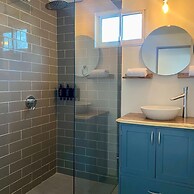 w Cozy 2BR w Balcony n AC in Cartagena