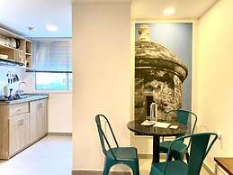 w Extraordinary Loft w Balcony n AC in Cartagena