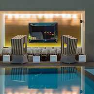 w Amazing 1BR With Balcony in YOO