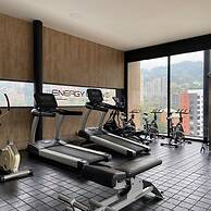 w Captivating 1BR in El Poblado