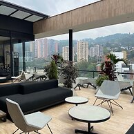 w Captivating 1BR in El Poblado