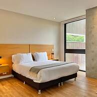 w Captivating 1BR in El Poblado