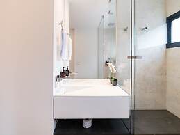 w Captivating 1BR in El Poblado