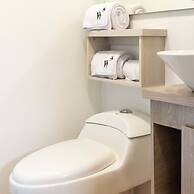 w Spectacular 1BR With Terrace at Poblado