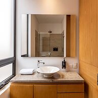 w Amazing 2BR in Chico