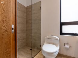 w Amazing 2BR in Chico