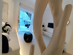 The Magic Luxury Cave Suites