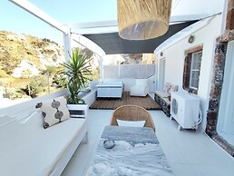 The Magic Luxury Cave Suites