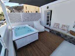 The Magic Luxury Cave Suites