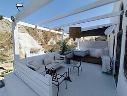 The Magic Luxury Cave Suites