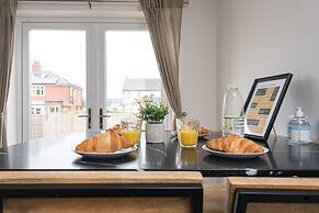 Captivating Beverley 3-bed House Private Parking